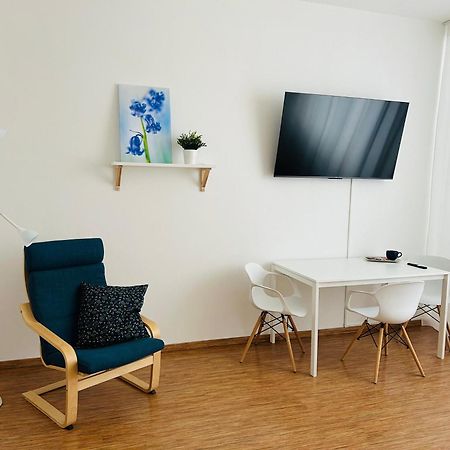 Studio Apartment Bluebell Bratislava Extérieur photo